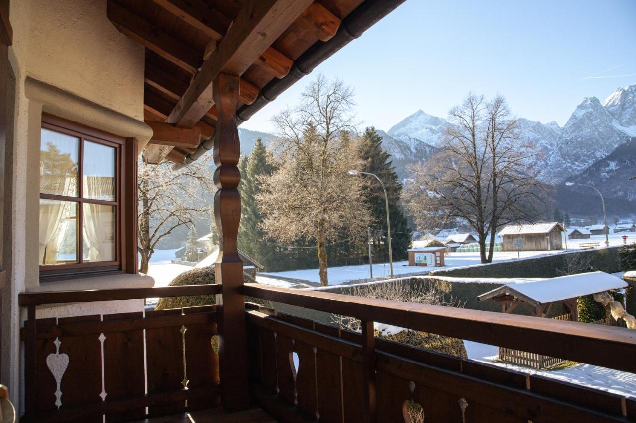 Bernadein Apartment Garmisch-Partenkirchen Exterior photo